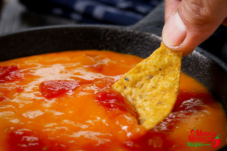 Traditional Yellow Queso 1